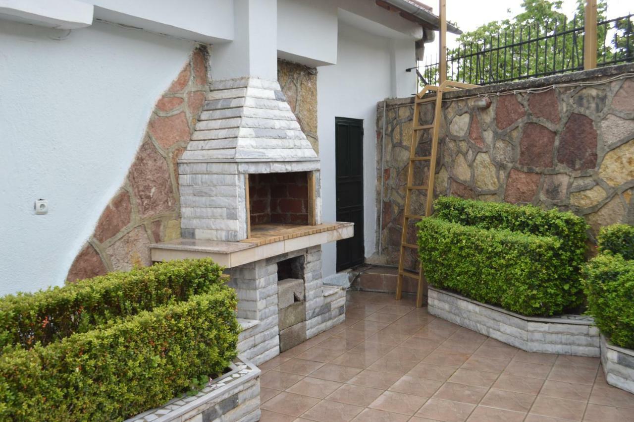 Vila Ss Kekezi Villa Gjirokaster Ngoại thất bức ảnh