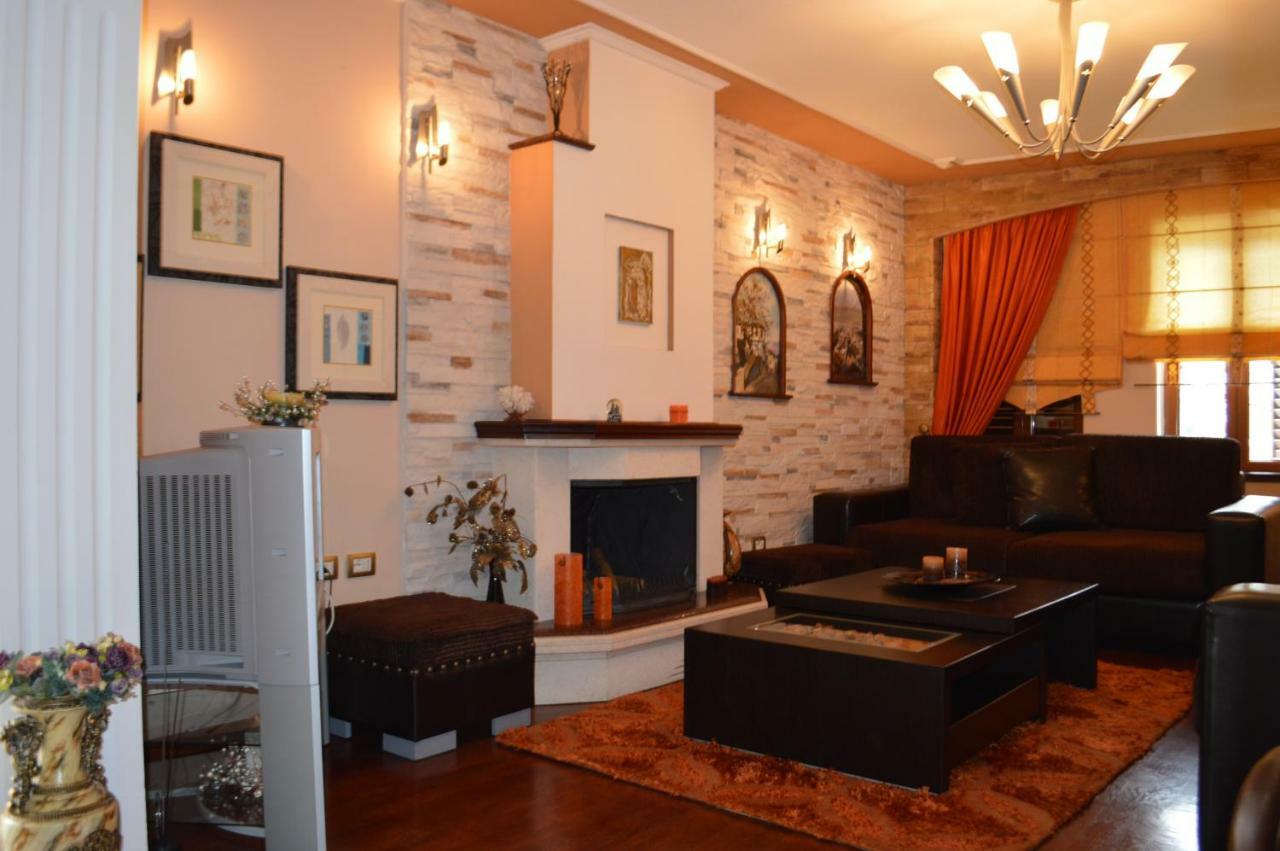 Vila Ss Kekezi Villa Gjirokaster Ngoại thất bức ảnh