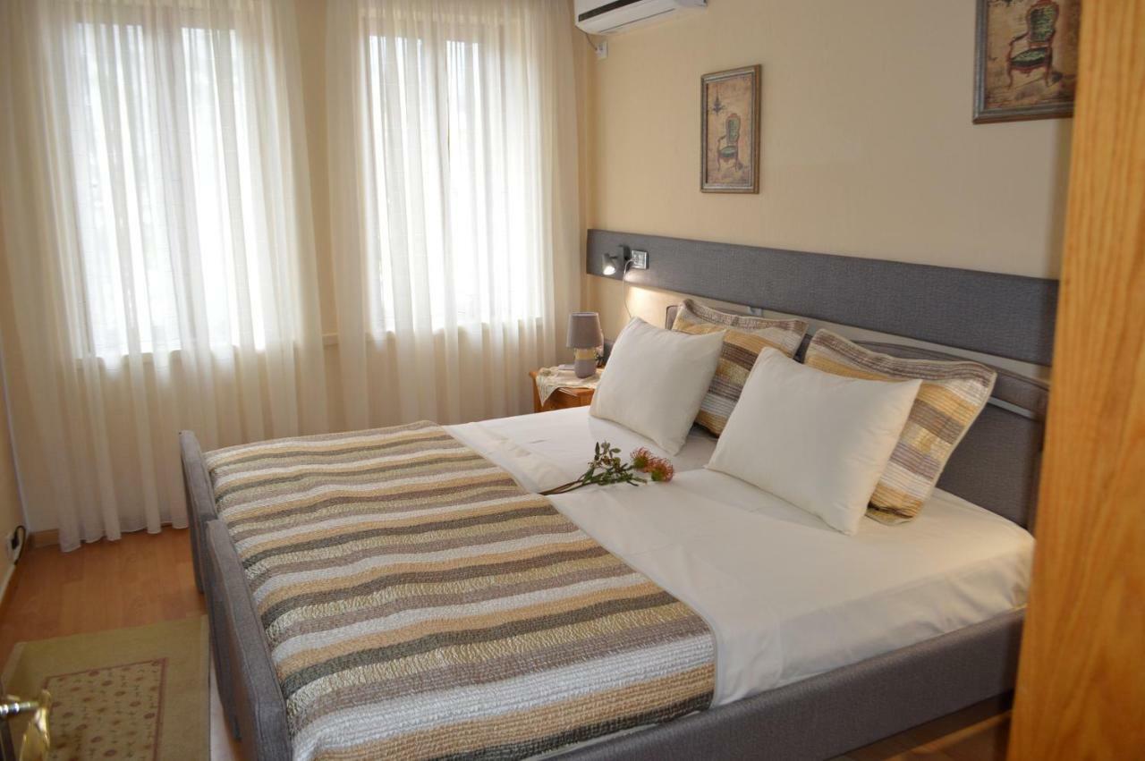 Vila Ss Kekezi Villa Gjirokaster Ngoại thất bức ảnh