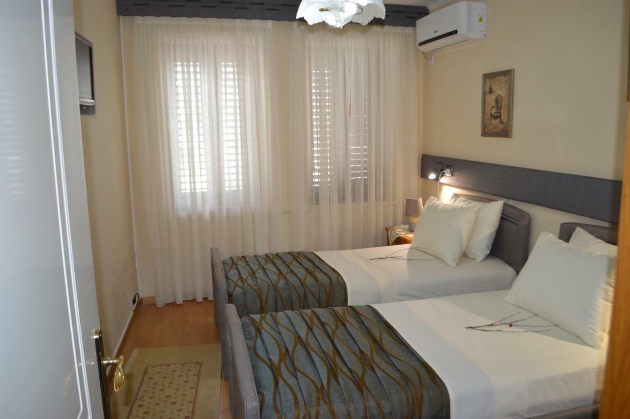 Vila Ss Kekezi Villa Gjirokaster Ngoại thất bức ảnh